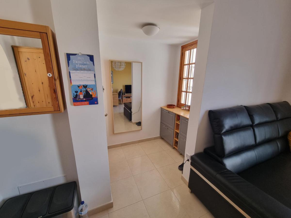 לוס כריסטיאנוס Ocean View Apartment Los Cristianos מראה חיצוני תמונה