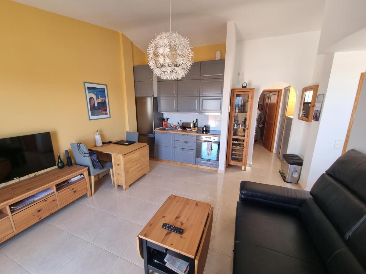 לוס כריסטיאנוס Ocean View Apartment Los Cristianos מראה חיצוני תמונה
